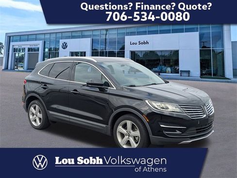 Used 2018 Lincoln MKC Premiere image 1
