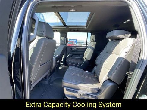 New 2025 Chevrolet Suburban High Country image 34