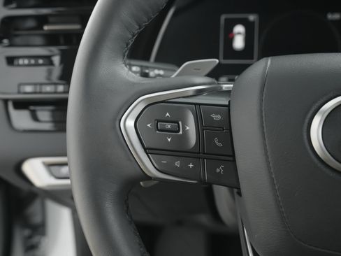 Used 2024 Lexus RX 350 FWD w/ Technology Package image 18