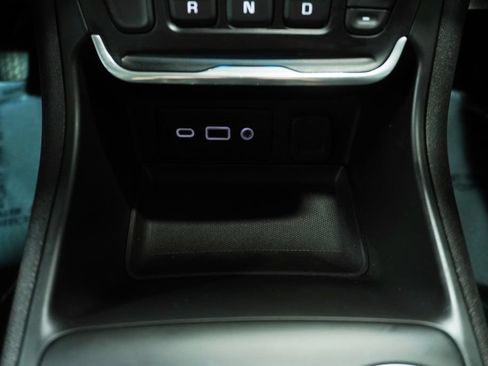 Used 2021 GMC Terrain SLE FWD image 20