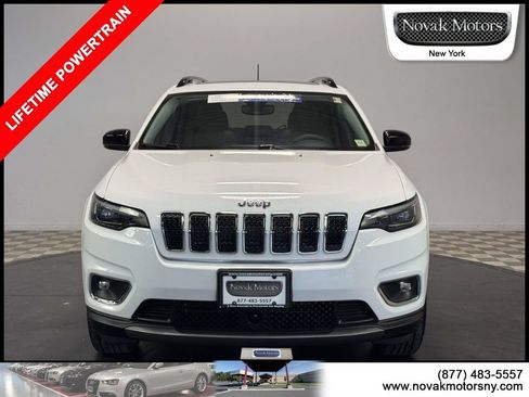 Used 2022 Jeep Cherokee Limited AWD/4WD image 2
