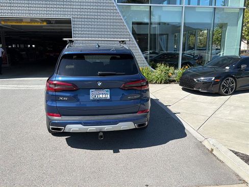 Used 2021 BMW X5 xDrive45e w/ Parking Assistance Package AWD/4WD image 7