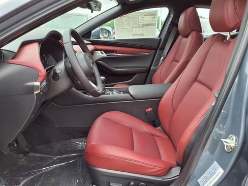 New 2026 MAZDA MAZDA3 2.5 S Hatchback w/ Premium Pkg FWD image 15