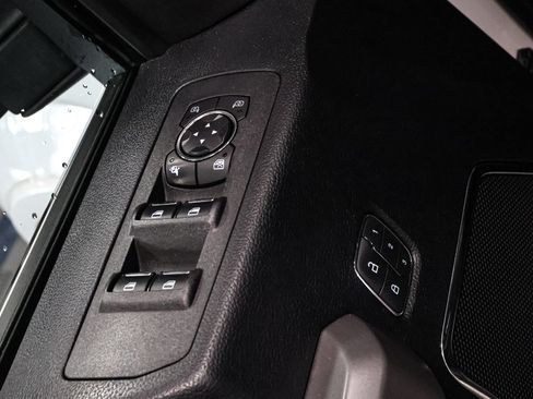 Used 2019 Ford F150 Platinum w/ Equipment Group 701A Luxury AWD/4WD image 21
