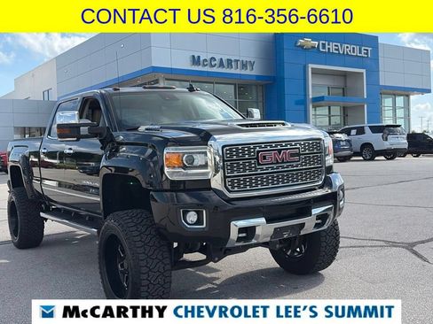 Used 2018 GMC Sierra 2500 Denali w/ Duramax Plus Package AWD/4WD image 1