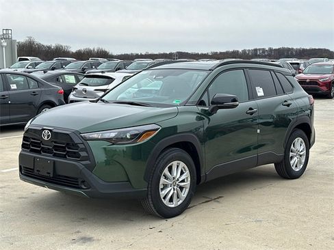 New 2026 Toyota Corolla Cross LE image 2