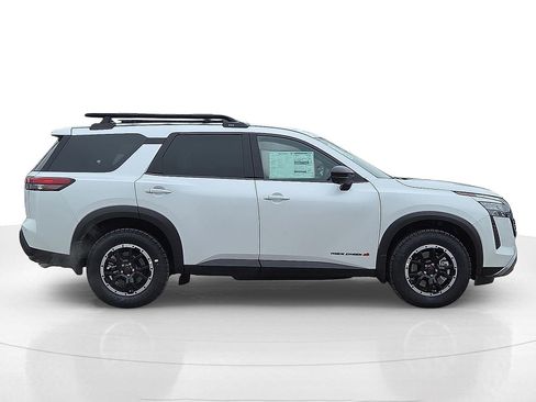 New 2026 Nissan Pathfinder Rock Creek image 6