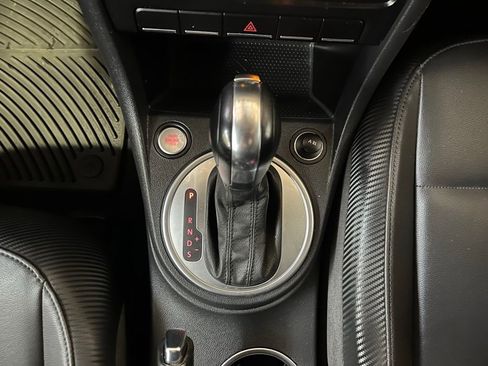 Used 2012 Volkswagen Beetle 2.5 FWD image 13