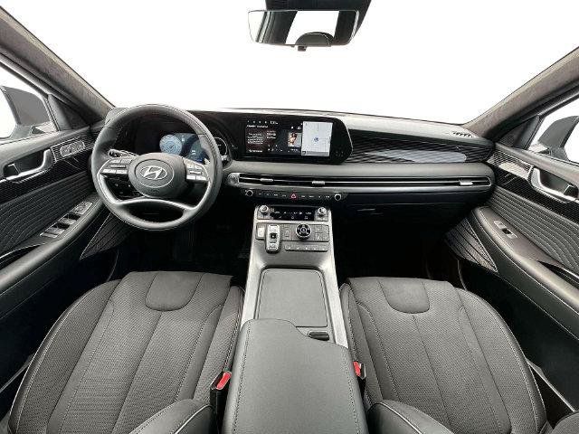 Used 2025 Hyundai Palisade Calligraphy AWD/4WD image 13