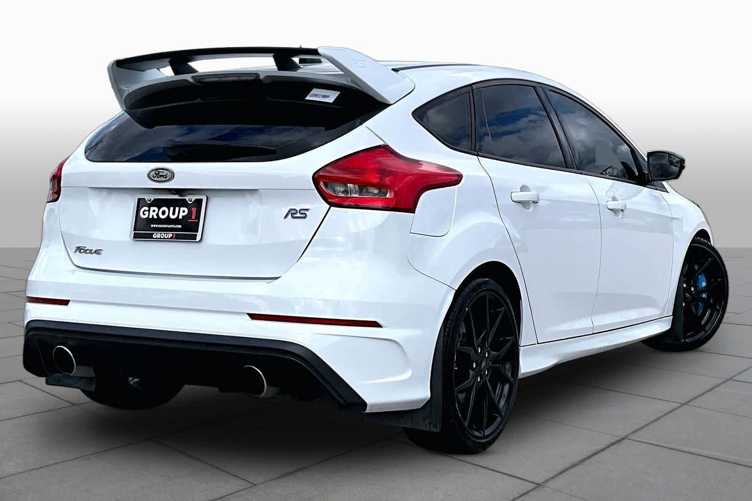 Used 2017 Ford Focus RS AWD/4WD image 11