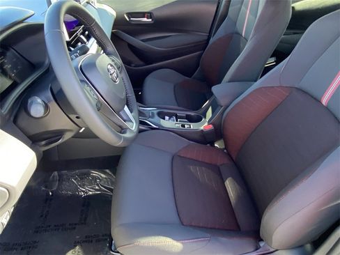 Certified 2026 Toyota Corolla SE w/ SE Package image 17