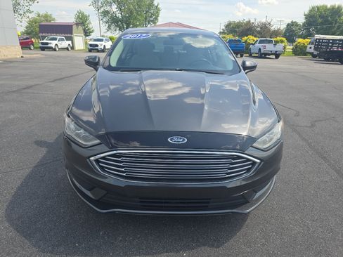 Used 2017 Ford Fusion S image 3
