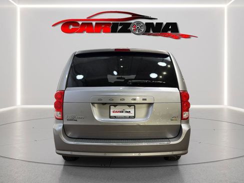 Used 2016 Dodge Grand Caravan SXT w/ Rear Park Assist Package image 9