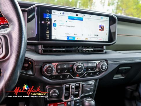 Used 2024 Jeep Gladiator Mojave image 20