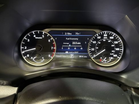 Used 2024 Nissan Sentra SV FWD image 10