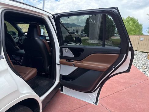 Certified 2023 Lincoln Aviator Reserve w/ Equipment Group 201A AWD/4WD image 25
