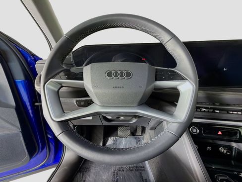 Certified 2025 Audi Q5 Premium Plus w/ Premium Plus AWD/4WD image 10