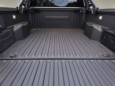 Certified 2025 Toyota Tacoma 4x4 Double Cab Hybrid image 15