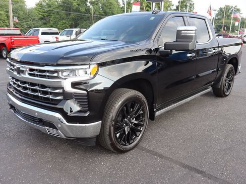 Used 2024 Chevrolet Silverado 1500 LTZ w/ Technology Package AWD/4WD image 30
