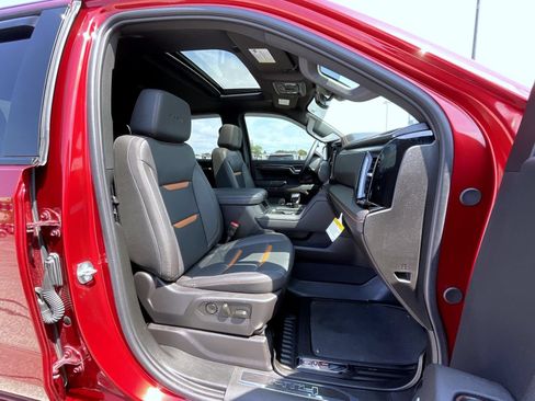 Certified 2024 GMC Sierra 1500 AT4 w/ Technology Package AWD/4WD image 15
