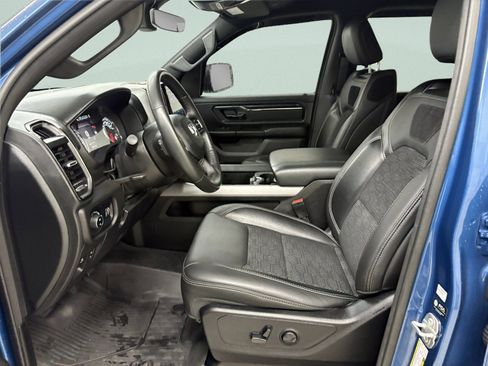 Used 2024 RAM 1500 Big Horn AWD/4WD image 11