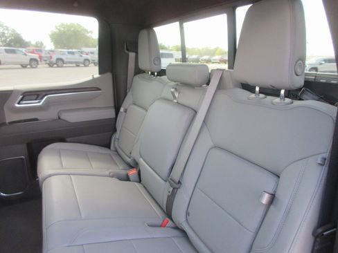 New 2026 GMC Sierra 1500 SLT w/ SLT Premium Plus Package image 15