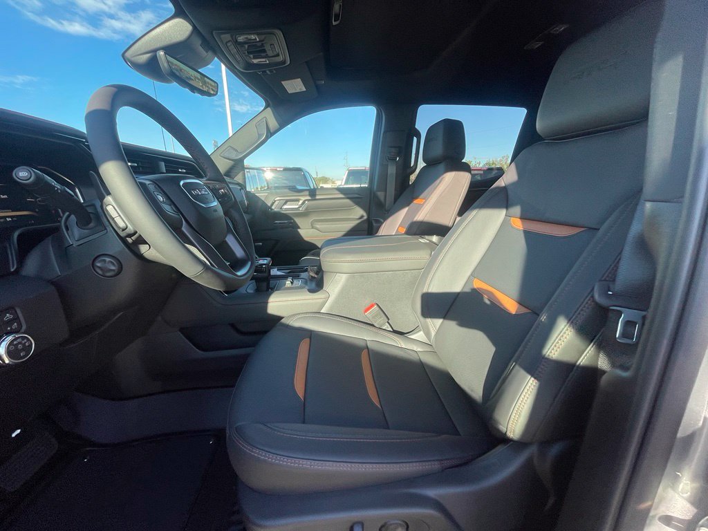 New 2026 GMC Sierra 1500 AT4 w/ AT4 Premium Package AWD/4WD image 11