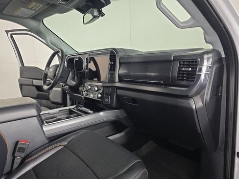 Certified 2025 Ford F450 Lariat w/ FX4 Off-Road Package AWD/4WD image 32