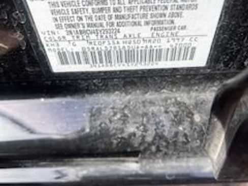 Used 2025 Nissan Sentra SV image 13