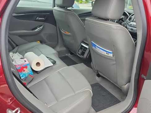 Used 2017 Chevrolet Impala Premier w/ Enhanced Convenience Package FWD image 7