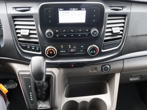 Used 2021 Ford Transit 350 XLT image 17