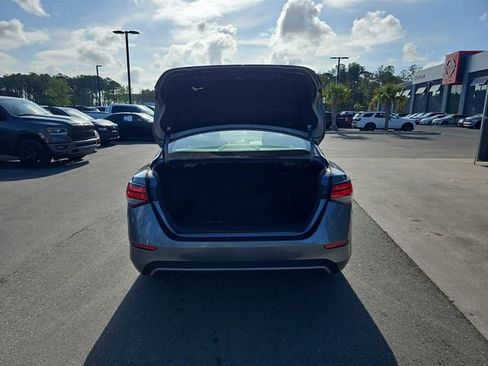 Used 2025 Nissan Sentra SV image 16