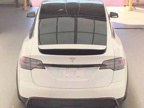 Used 2022 Tesla Model X AWD/4WD image 9