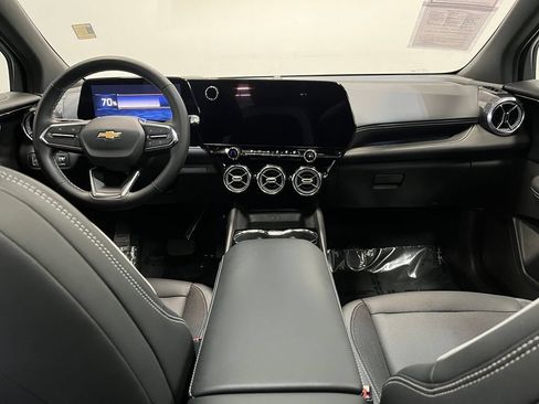 Used 2024 Chevrolet Blazer EV LT AWD/4WD image 17