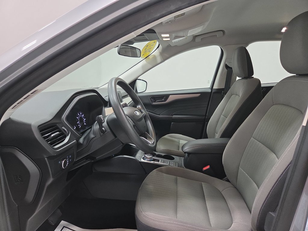 Used 2022 Ford Escape S FWD image 2