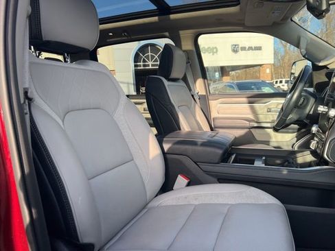 Used 2024 RAM 1500 Limited image 30