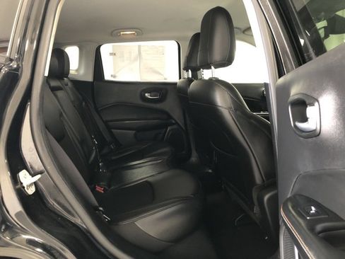 Used 2021 Jeep Compass Latitude image 10