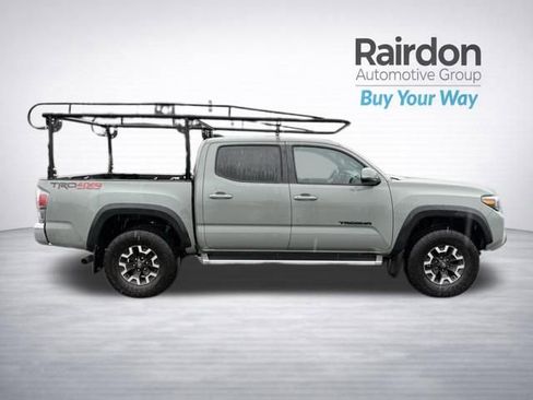 Used 2023 Toyota Tacoma TRD Off-Road w/ Black Out Package (TMS) image 10