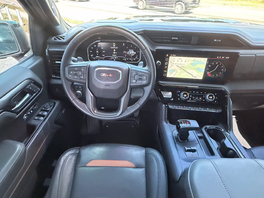 Used 2025 GMC Sierra 1500 AT4 w/ AT4 Premium Package AWD/4WD image 14