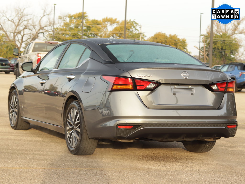 Used 2025 Nissan Altima 2.5 SV FWD image 5