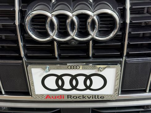 Used 2023 Audi Q3 2.0T Premium Plus w/ Premium Plus Package AWD/4WD image 25
