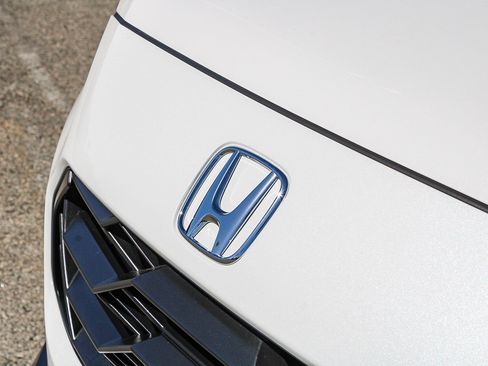 Certified 2026 Honda HR-V Sport image 6