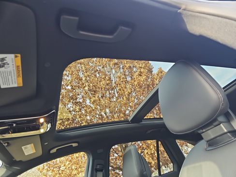 New 2026 Mercedes-Benz GLC 300 image 30