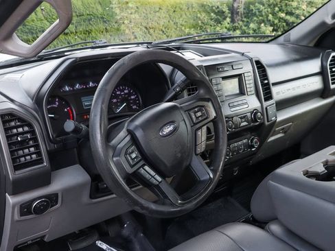 Used 2019 Ford F550 2WD Regular Cab Super Duty image 20