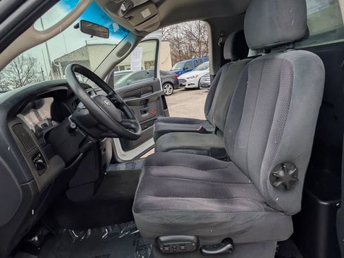 Used 2005 Dodge Ram 1500 Truck SLT w/ Trailer Tow Group image 11