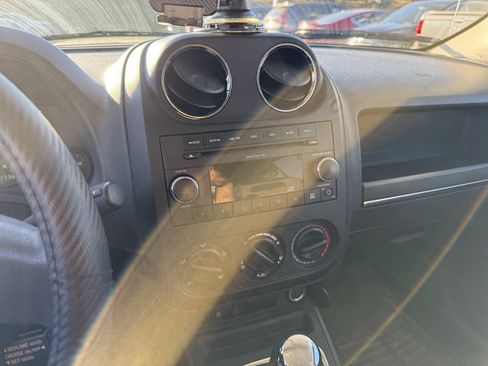 Used 2009 Jeep Patriot Sport image 8