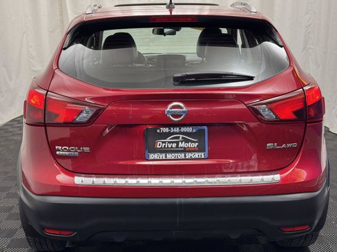 Used 2018 Nissan Rogue Sport SL w/ SL Premium Package image 8