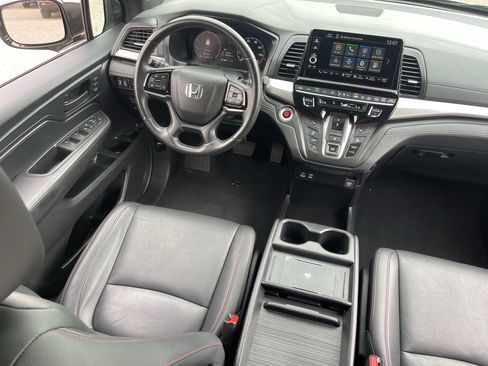 Used 2025 Honda Odyssey Sport-L image 9