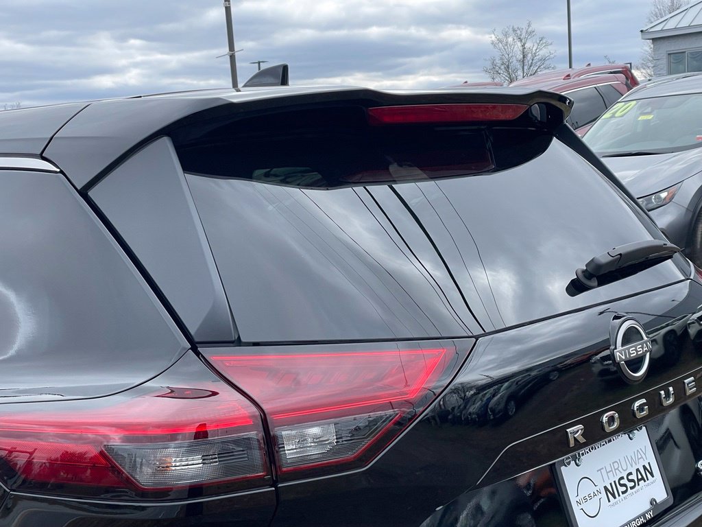 Certified 2023 Nissan Rogue SV w/ SV Premium B Package AWD/4WD image 33