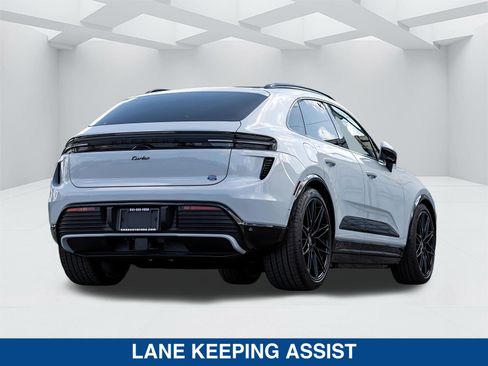 Used 2025 Porsche Macan Turbo Electric AWD/4WD image 4